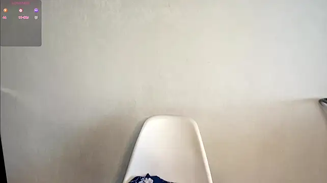 XXX chat uživo modela VastnessFantasy