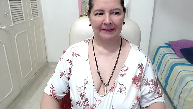 Chatroom XXX en direct de leonela_69