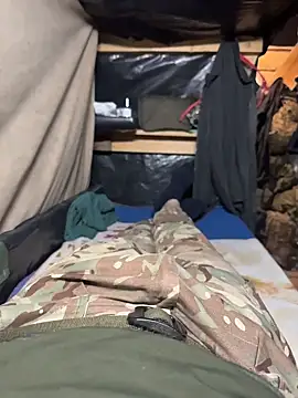 Вебкам-шоу Arthur_military