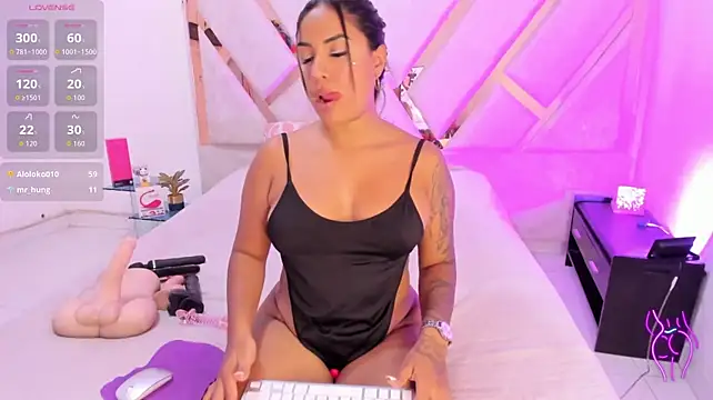 MarianaaSantos - twerk + spank