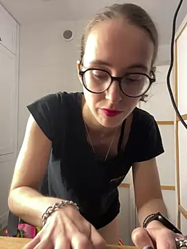 Chat XXX ao vivo de MartiniiSelenna