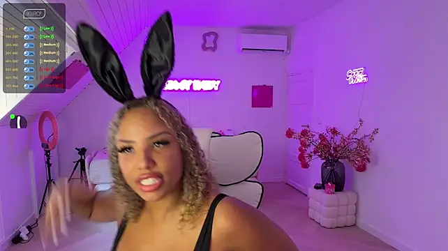 RomyIndyXXX's Live XXX Chat