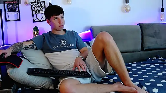 Онлайн чат XXX ThomasEdisonn