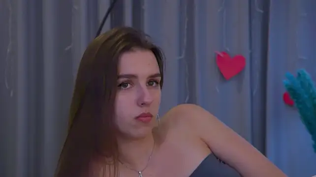 AliceAtkins' Live XXX Chat