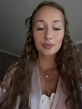 Audrey_stonee Adlı Modelin Canlı XXX Sohbeti