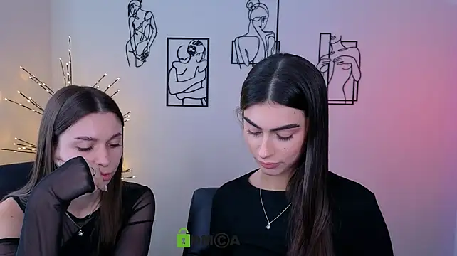 Chat +18 de flora_ri ao vivo