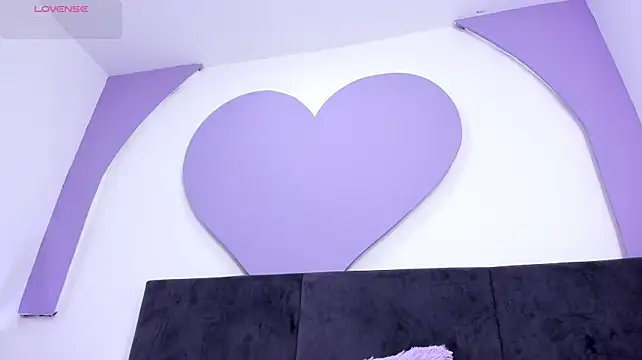 Chat XXX en directo de goodess_brunette_