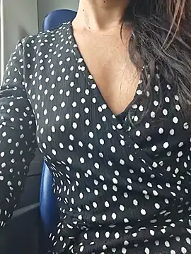 IrisBlacky - Monella in treno