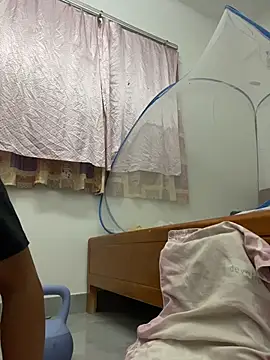 lixiaoshuai8 在線直播表演