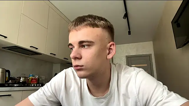Онлайн чат XXX SoloFury