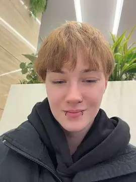 IceMur Chat XXX live