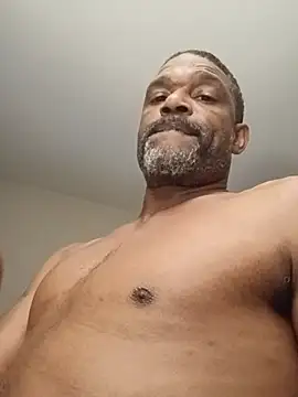 Reallyhung10's Live XXX Chat