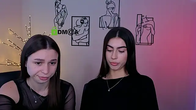 flora_ri's Live XXX Chat