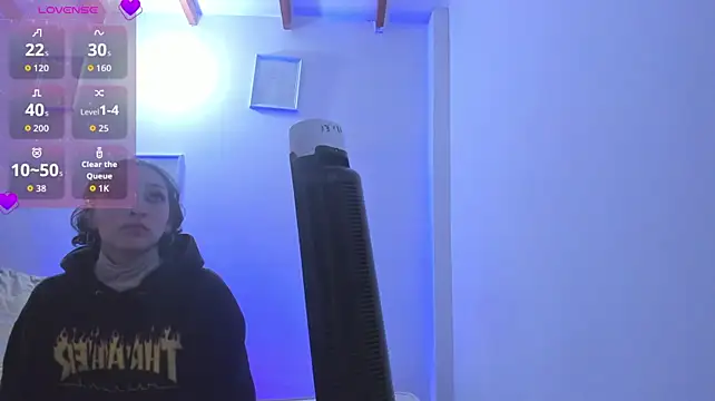 Lyra__Noir – Naživo XXX chat