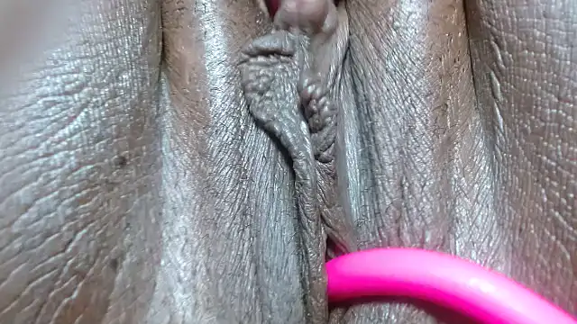 Morenahott1 - squirtt and cum