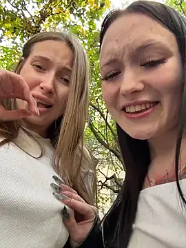 Coconut_milk - Kate slap Selin's boobs in tram