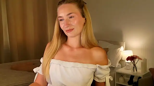 bella__rose Adlı Modelin Canlı XXX Sohbeti
