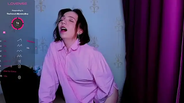 Živý XXX chat KindHazelHere_