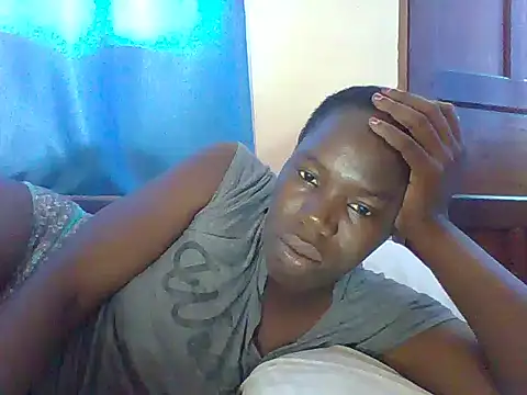 Blacksexyqueen24's Live XXX Chat