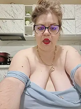 cindybbwsquirt Adlı Modelin Canlı XXX Sohbeti