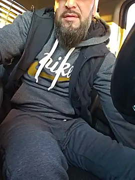 BeardedtattoodのライブXXXチャット
