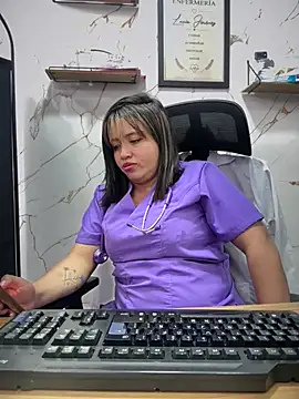 Melany-1 live XXX chat