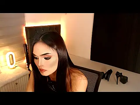 ameliadom Adlı Modelin Canlı XXX Sohbeti