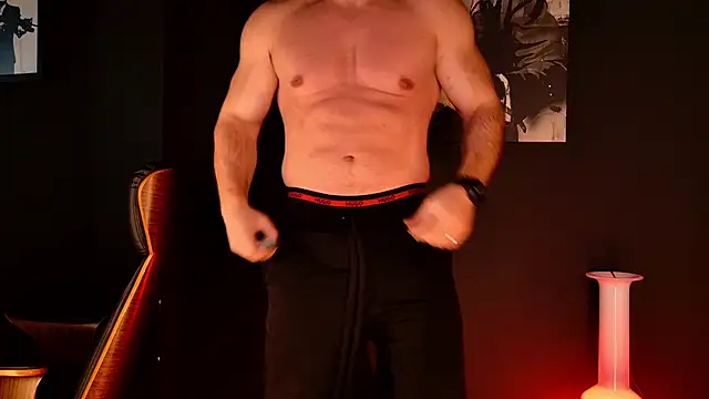 Онлайн чат XXX AngeloEric