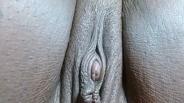 แชท XXX สดของ morenahott1