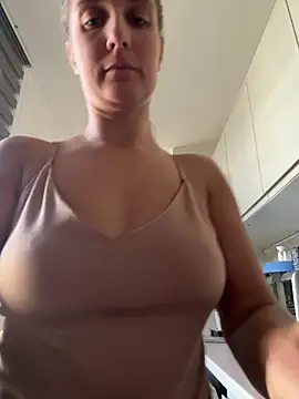 jennifer11772's Live XXX Chat
