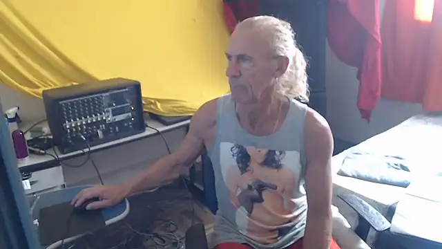 Chat +18 de corola1956 ao vivo