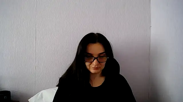 Shiny_gine Adlı Modelin Canlı XXX Sohbeti