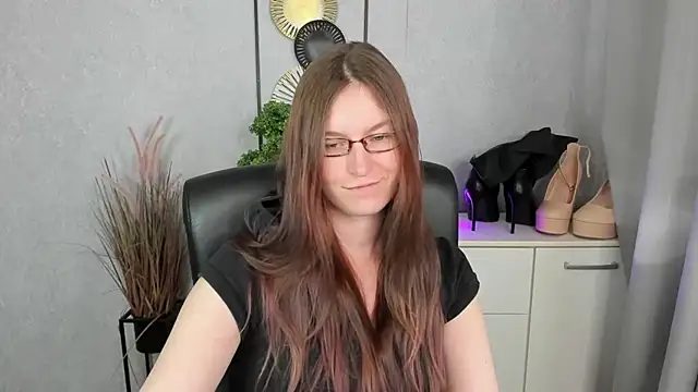 Chatroom XXX en direct de emmaxDelight