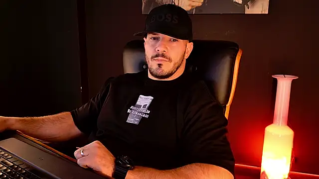 AngeloEric Chat XXX live