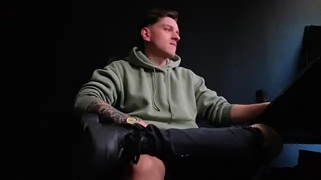FelixStarkk 라이브 XXX 채팅