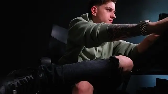FelixStarkk élő XXX-chatje
