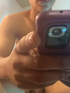 XXX chat uživo modela Alessio_hot