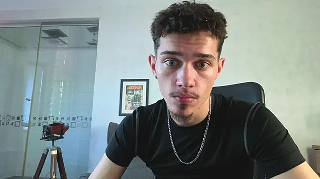 KaydenDrew's Live XXX Chat