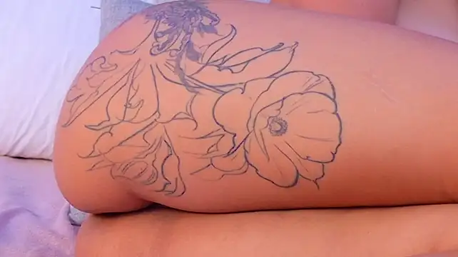Violet_Lux - Play With My Plug