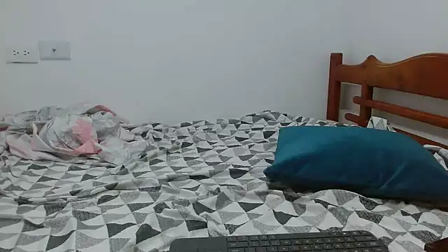 jmmy_cb Adlı Modelin Canlı XXX Sohbeti