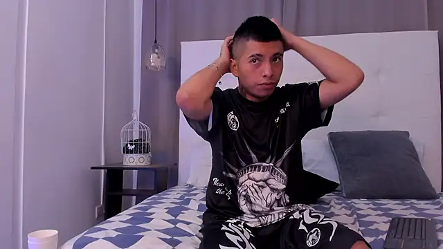 Show modela Thiago_Vega__ na web-kameri