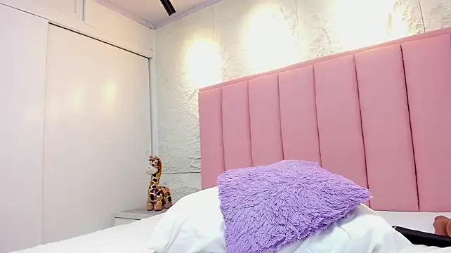 KATIAMOSS' Live XXX Chat