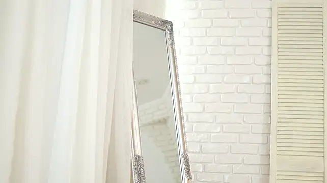 DariaAmaris - eye contact blow job