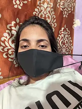 Sandhya_77's Live XXX Chat