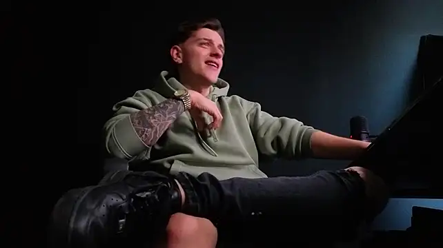 FelixStarkk live XXX chat