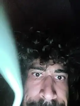 SpeedMagnumBlade6669's Live XXX Chat