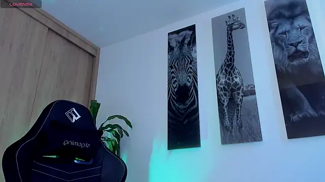 XXX chat uživo modela Santos_ramirez1