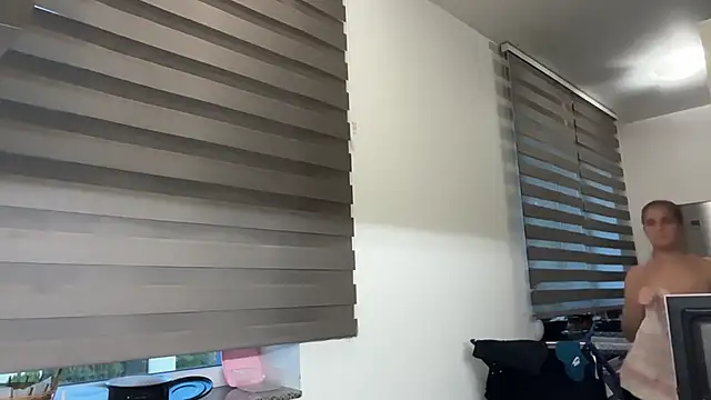 Jennifer11772 - Pics+video from the vacation