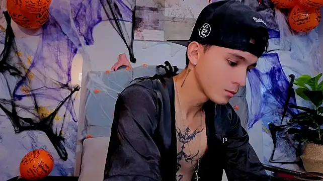 Axel_Ryder élő XXX-chatje