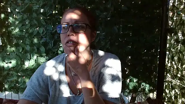 Živý XXX chat LadyHellene